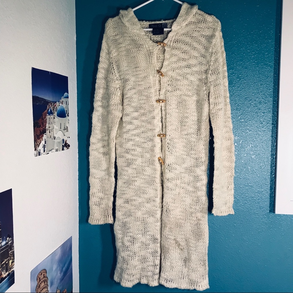 Vintage Cheri Q Long Tan Sweater